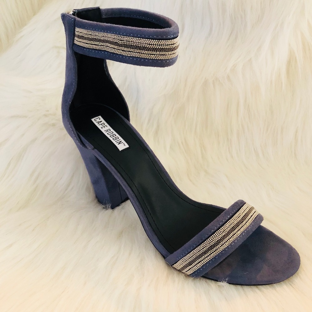 🤩Skyler Blue Heels